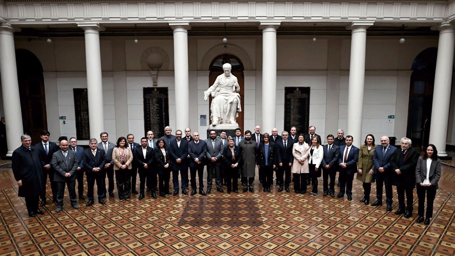 b1f5a42512ceb0b7f219c5a7b6756d8a 041