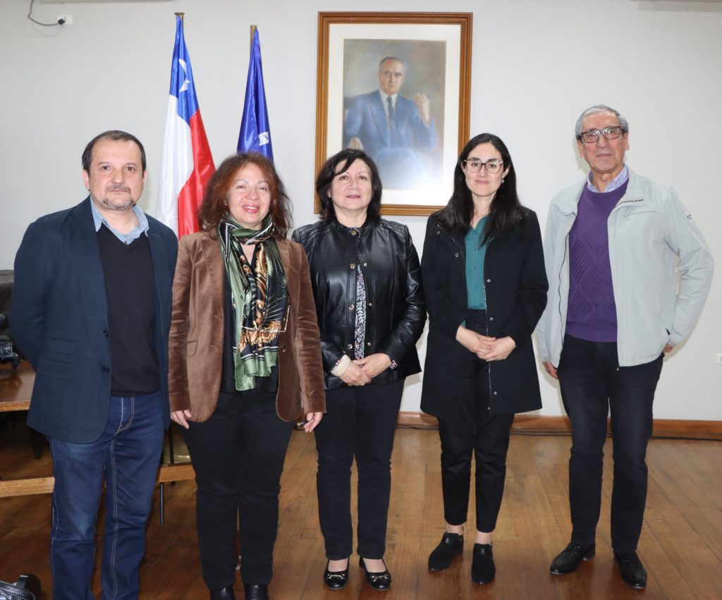 34a484259407eaebc0e23d9b1fa61d26 055