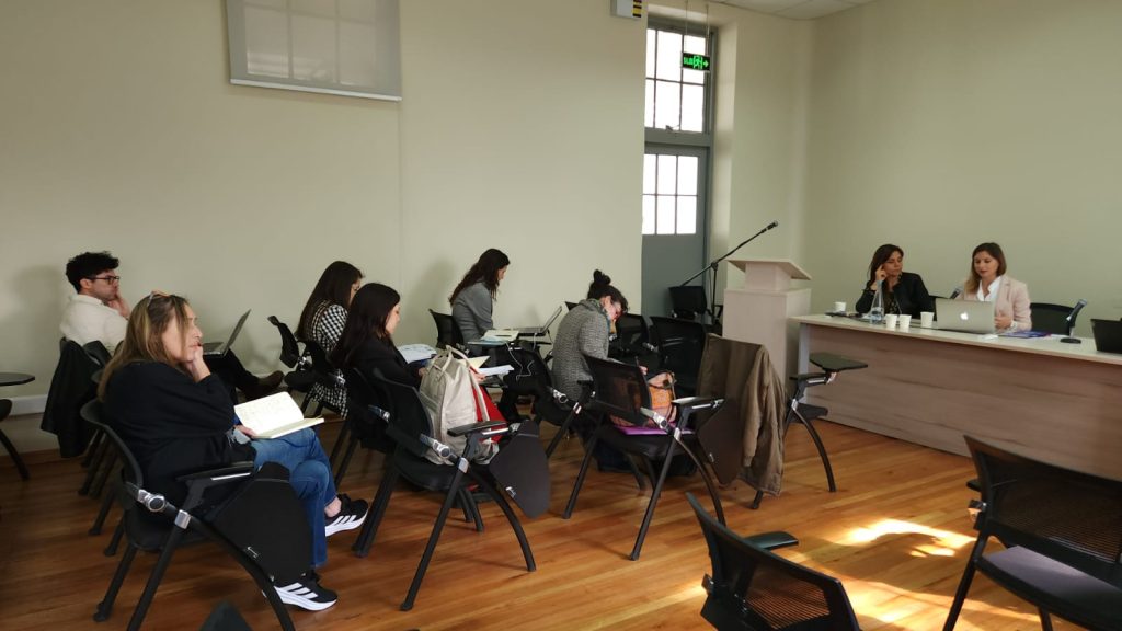 Realizan en la UMCE workshop internacional de investigación sobre modernidad penal penitenciaria en América c7e4e038b97737aa2a915c87ed6377d0 478