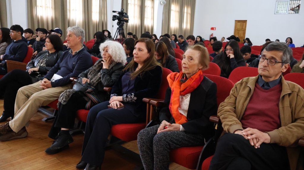 cbcf33fe52b34a1812fbfe437b8d8bee ae0