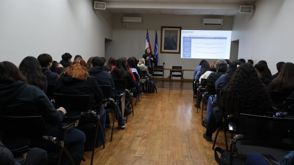 f54f5eacd0a6f73edff93d6d704e627a 9c2