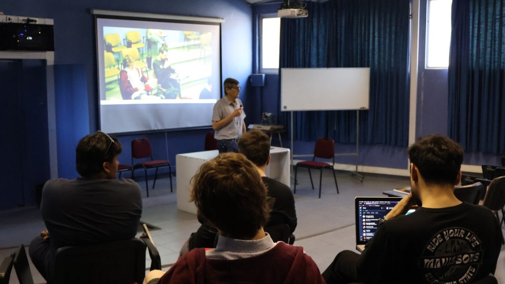 2db5d9d6faf8ee640940b5e176223700 592