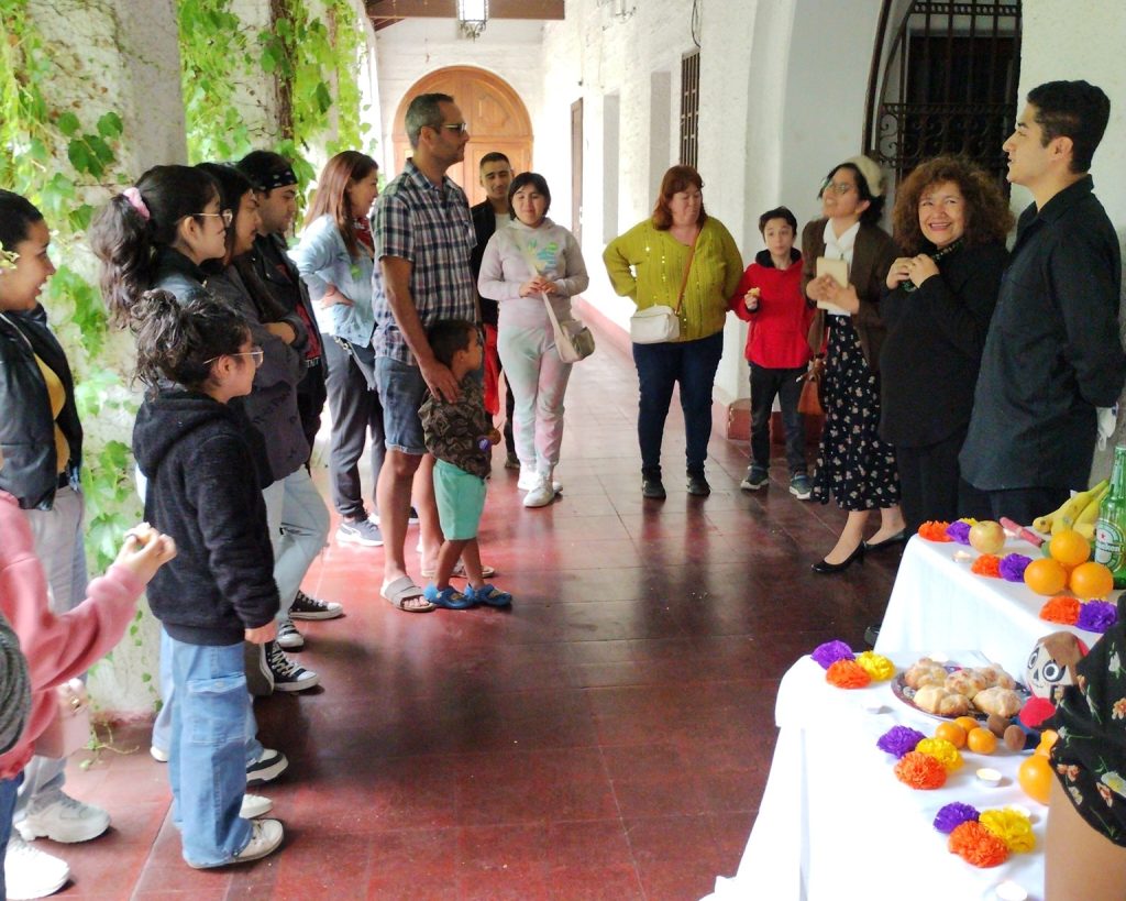 Exitoso Día de los Patrimonios para Niñas, Niños y Adolescentes en la UMCE 413fd1751d1dc4d7fa34dba0af98fdc4 005