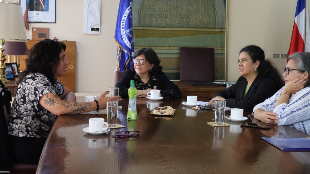 533ccb78d2eb09b816217a7c201d22be f56