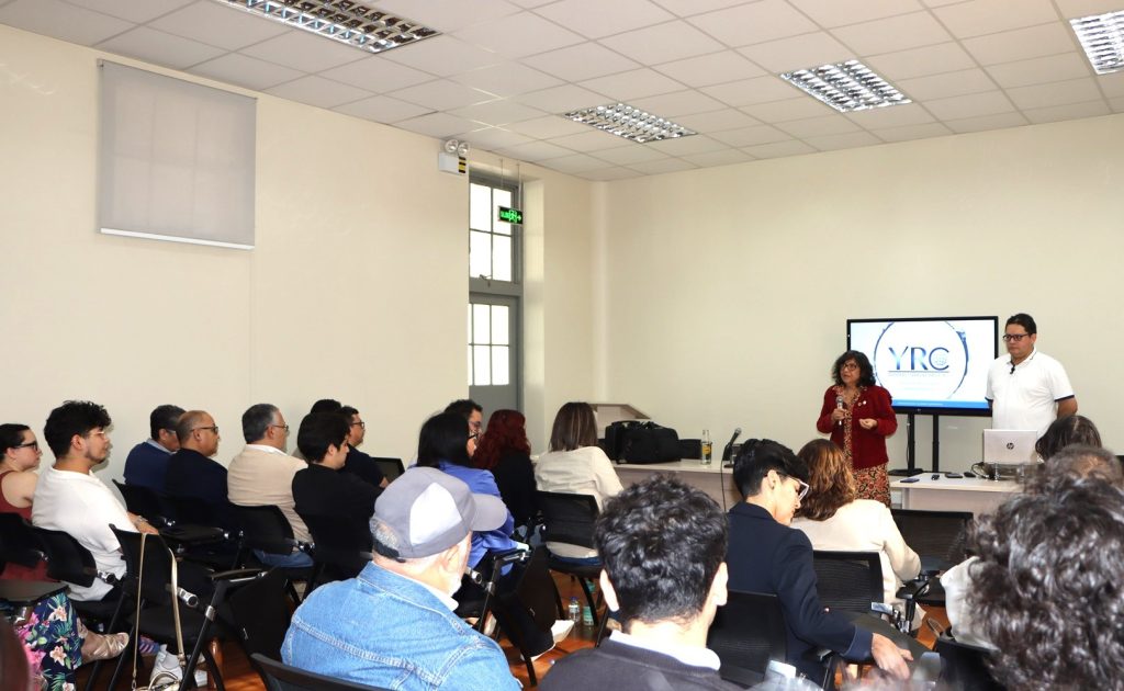 Profesionales de la UMCE se capacitan en Ley de Compras y su reciente modificación 934a968f0266574a7f22e38ee8622875 261