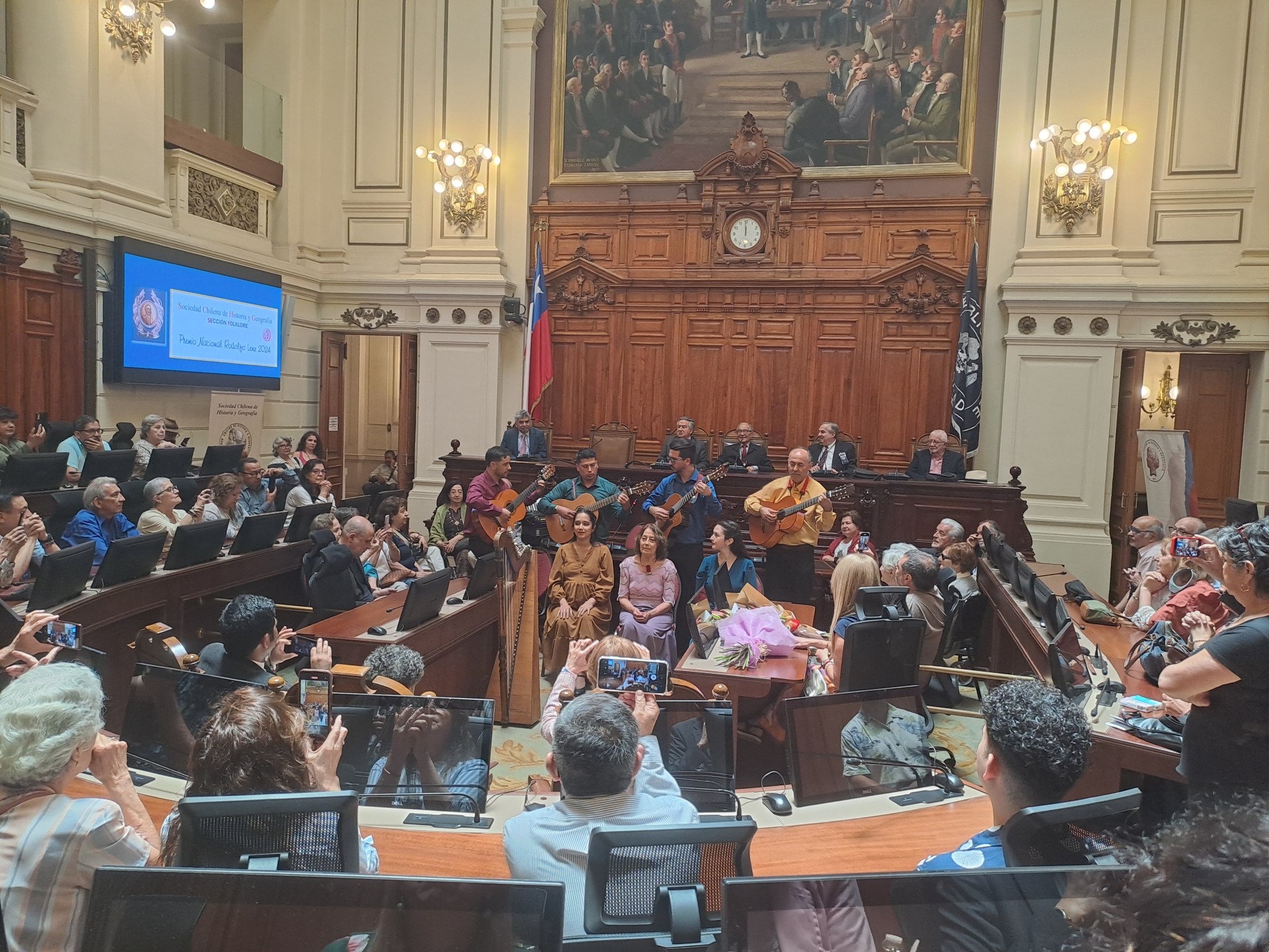 9f22e42c1bd9b7fb6229b699ab379a97 d2b