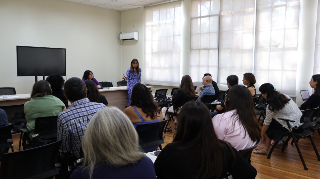 UMCE avanza en la consolidación de Red de Laboratorios de Investigación, Creación e Innovación (LICi UMCE) 85f746a6b65707fc7996a61c9d5be334 958