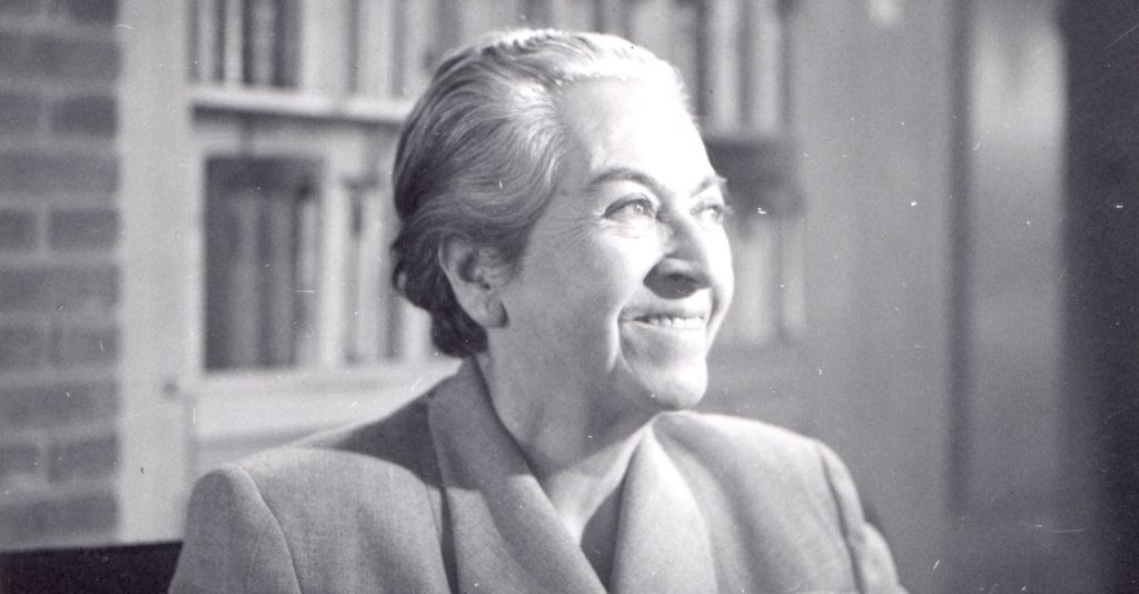 Decano de la Fac. de Historia, Geografía y Letras UMCE integra Comisión asesora interministerial para conmemorar los 80 años del Premio Nobel de Gabriela Mistral 08a4eb1ec54bfecb1fc4af1629e312a1 3f1