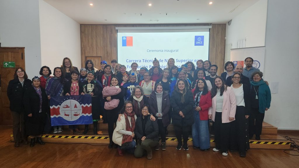 UMCE inaugura carrera Técnico/a en nivel superior en Formación Pedagógica Intercultural f169ff21c6ea91c9285b31125ca4b7ba 91c