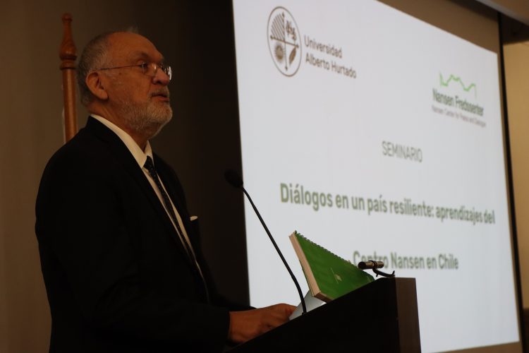 UMCE se suma a compromiso nacional por una Cultura de Diálogo UMCE — IMG 1132