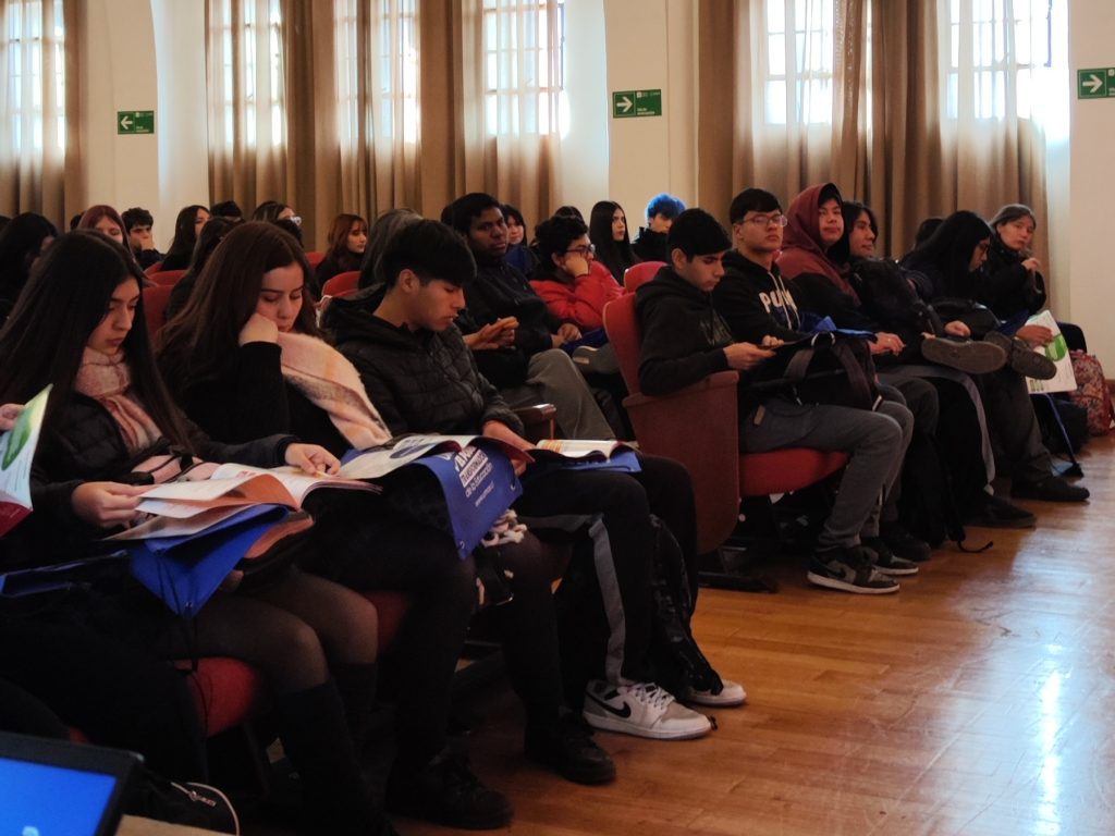 Liceo Nuestra Señora de las Mercedes visita la UMCE en el marco de sus actividades vocacionales Liceo Nuestra Señora de las Mercedes