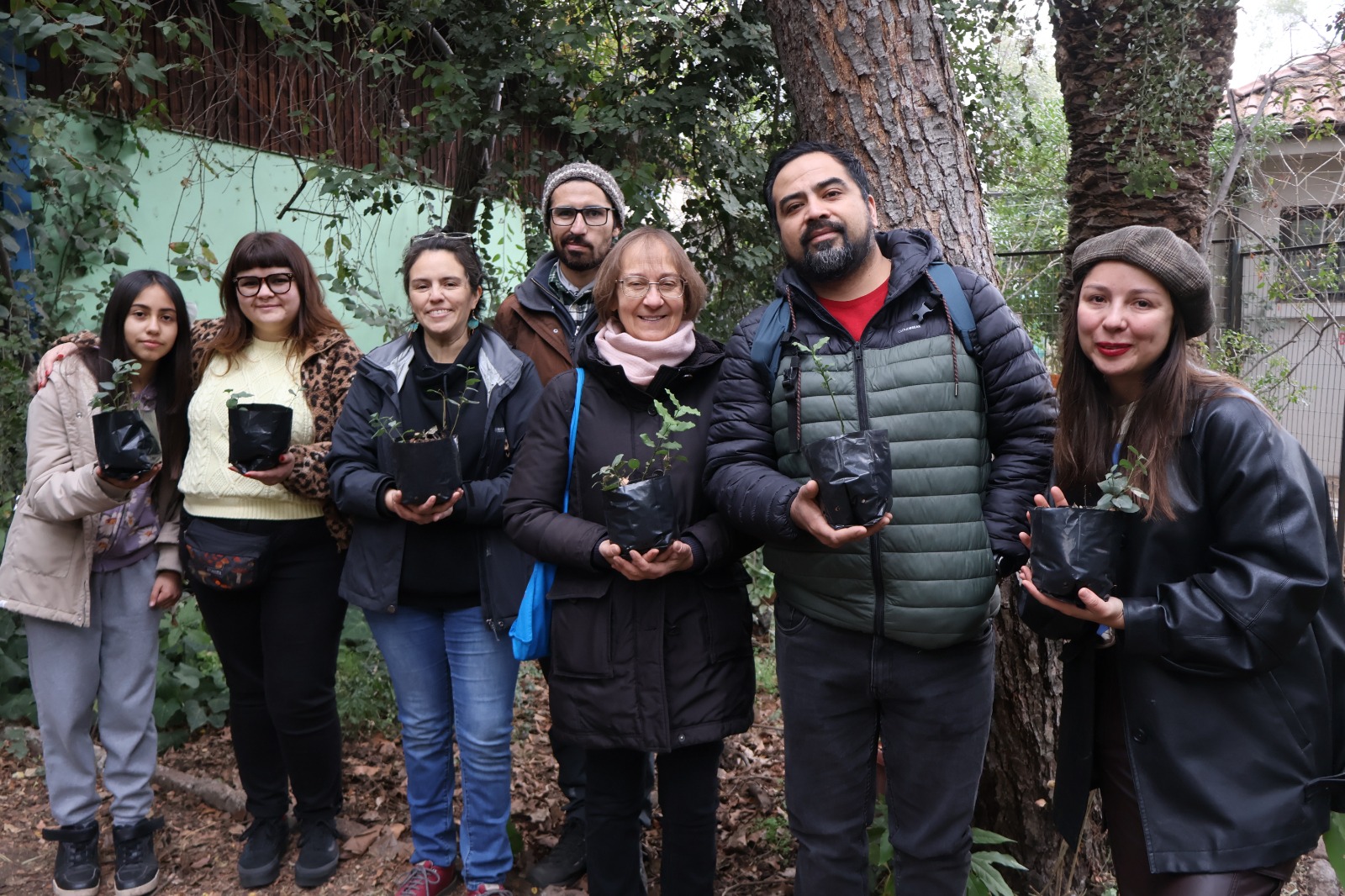 taller "Propagando la vida: de la recolección a la siembra", organizado por el Jardín Botánico Pedagógico UMCE